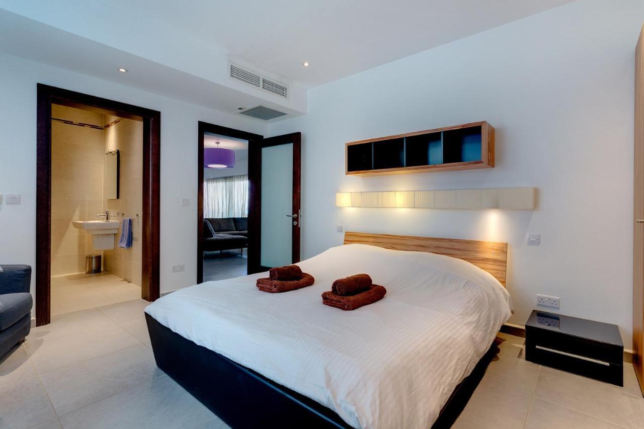 Seaview Apartment In Fort Cambridge, Sliema Kültér fotó