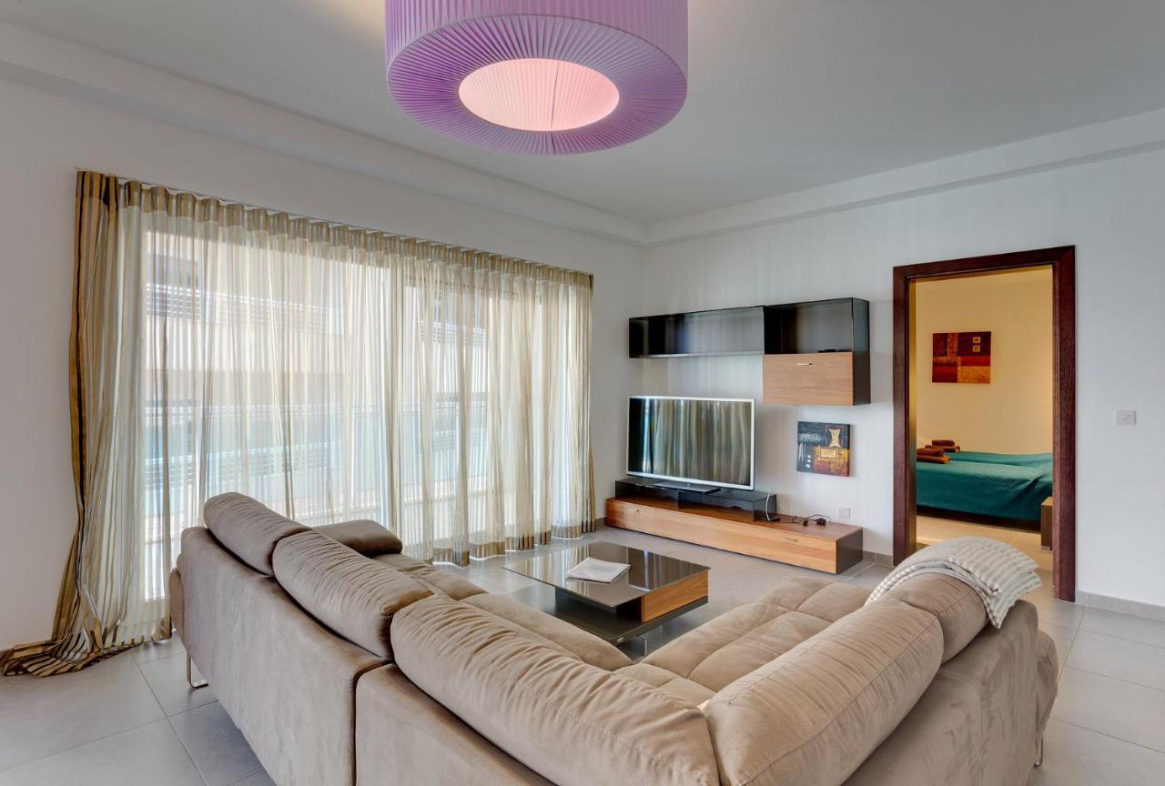 Seaview Apartment In Fort Cambridge, Sliema Kültér fotó