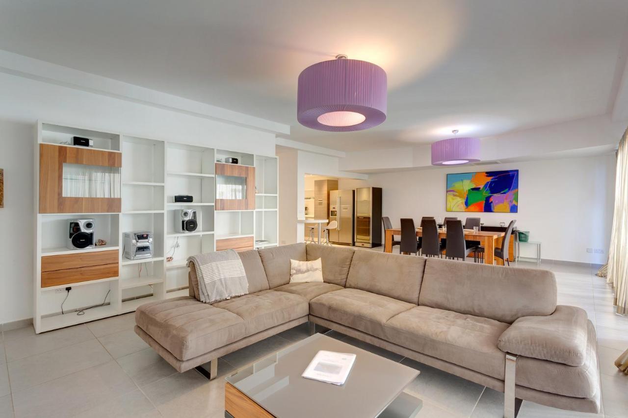 Seaview Apartment In Fort Cambridge, Sliema Kültér fotó